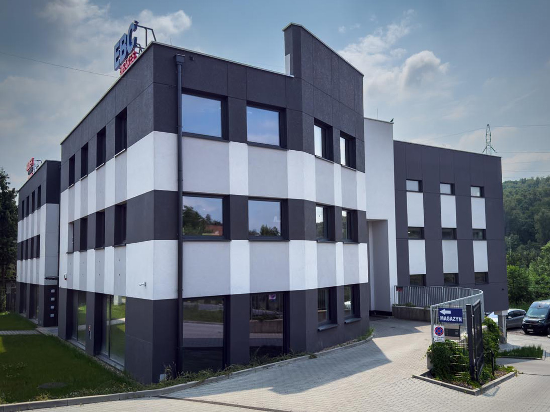 Budynek MOTOAKCESORIA i RIDERGROUP
